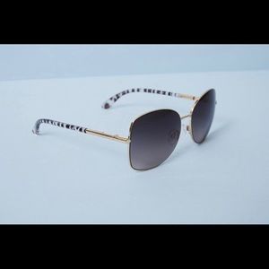 SUMMER & ROSE Clara sunglasses 🌸